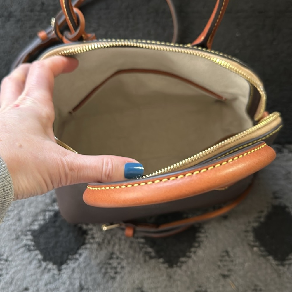 Dooney and Burke Domed Satchel brand new - Picture 4 of 6